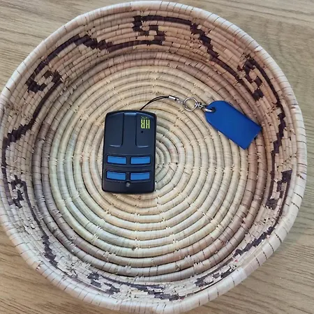 Ultimo Piano Con Parcheggio 公寓 *