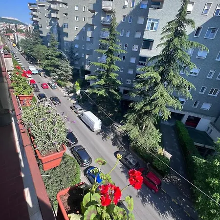 Ultimo Piano Con Parcheggio Διαμέρισμα *