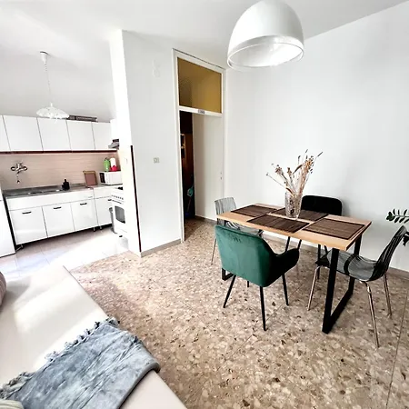 Ultimo Piano Con Parcheggio Τεργέστη