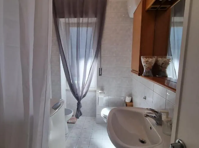 Apartment Ultimo Piano Con Parcheggio Trieste